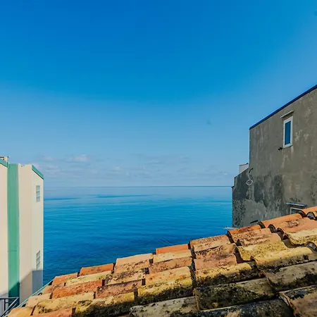 30 Terrazza Bordonaro Appartement *